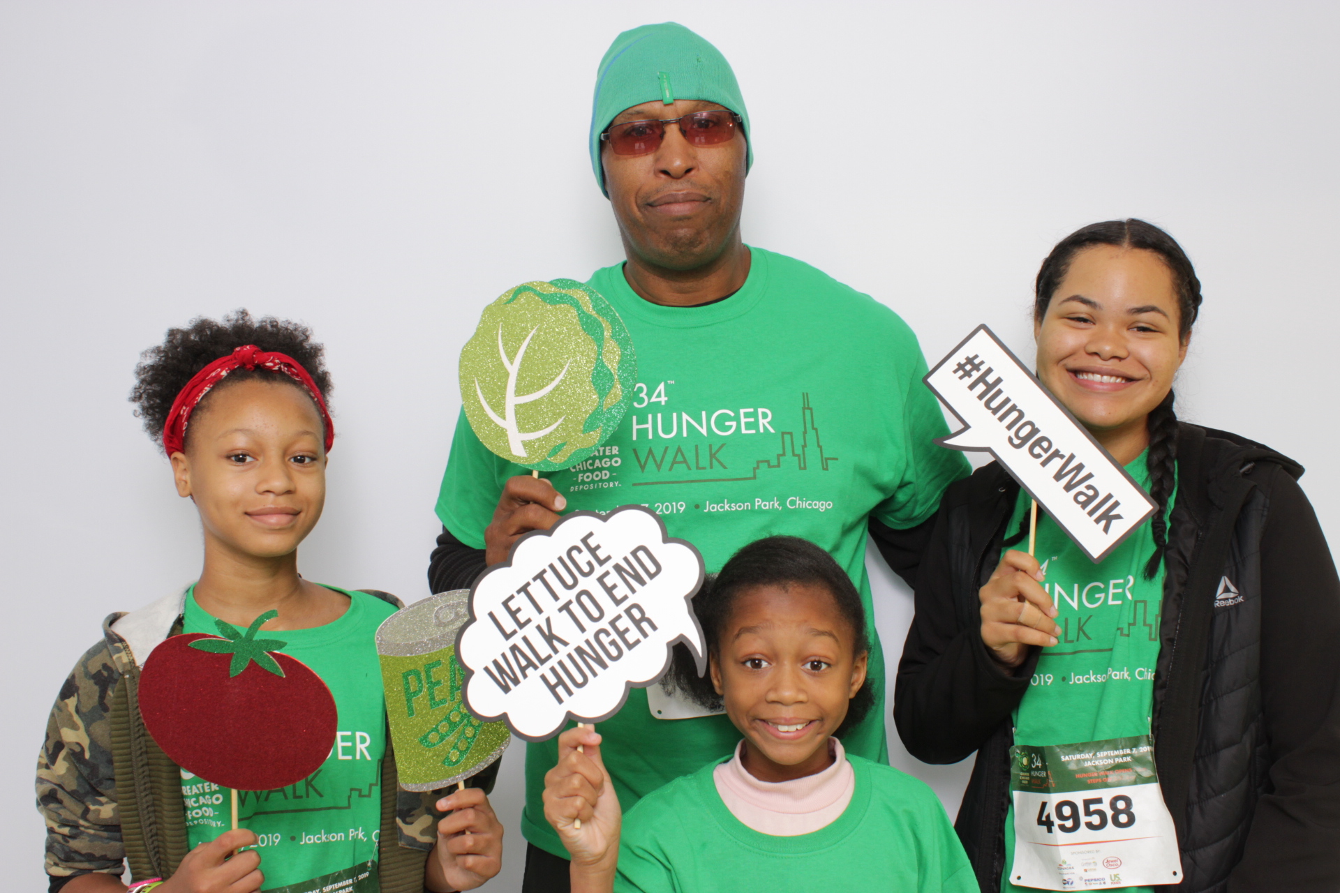 Hunger Walk: Greater Chicago Food Depository | View more photos from the event at events.alfrescophoto.com/u/AlfrescoPhoto/Hunger-Walk-Greater-Chicago-Food-Depository